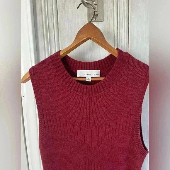 Adelyn Rae burgundy sleeveless round neck midi sweater dre… - Picture 5 of 8